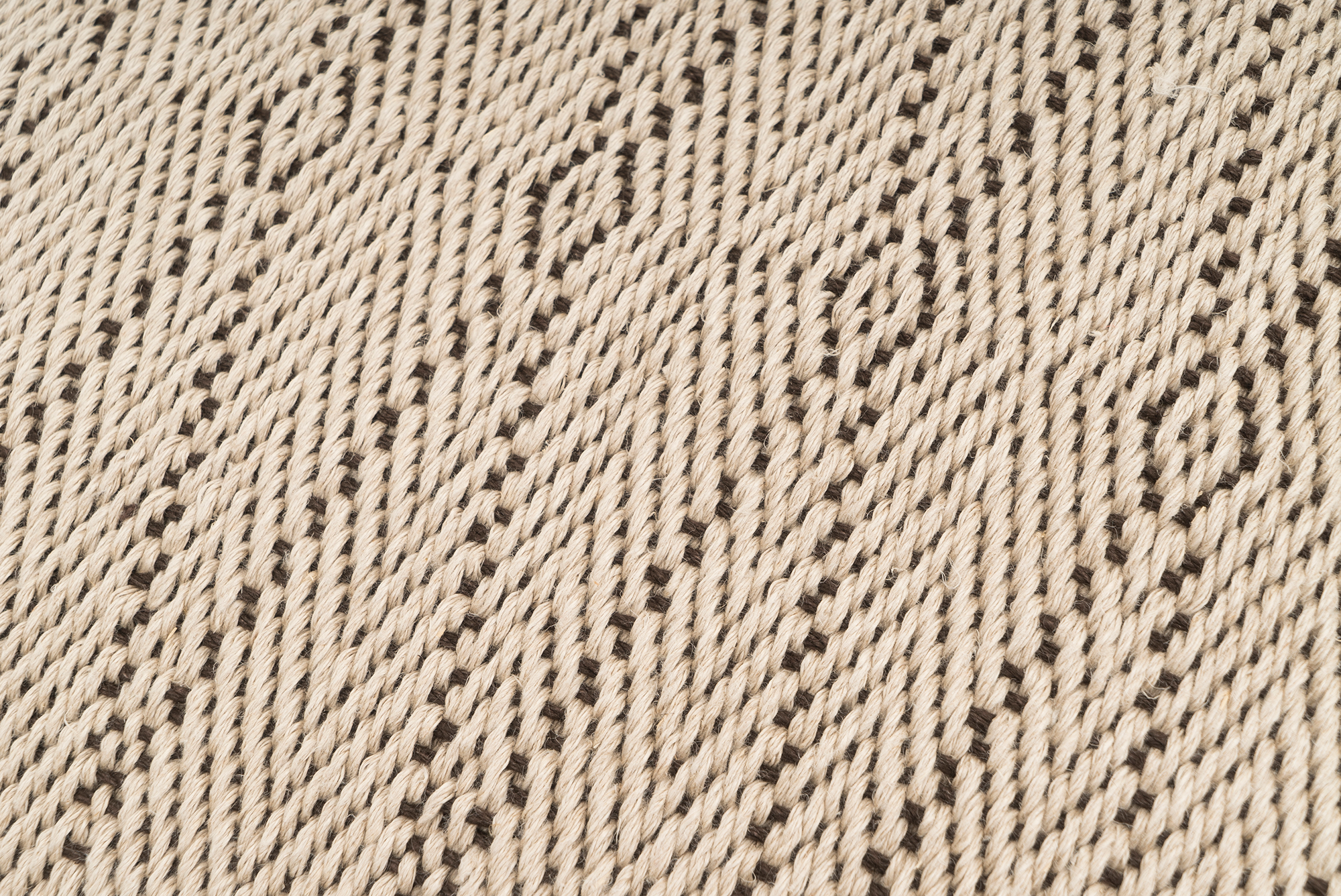 Sustainable hemp pillow case, beige, diamond-weave, handcrafted for boho decor.