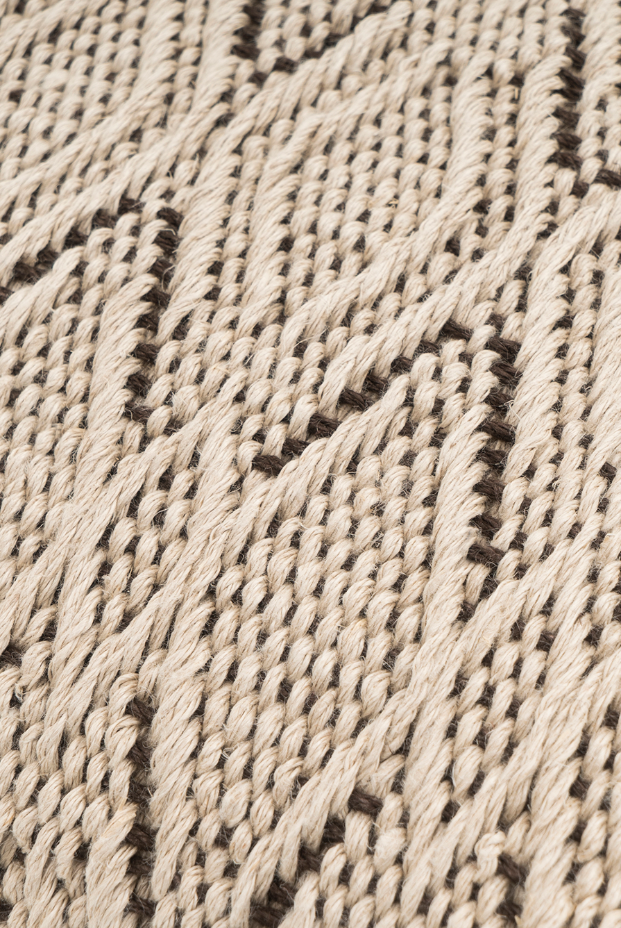 Artisan-crafted hemp pillowcase, bohemian style, diamond weave, beige-brown.