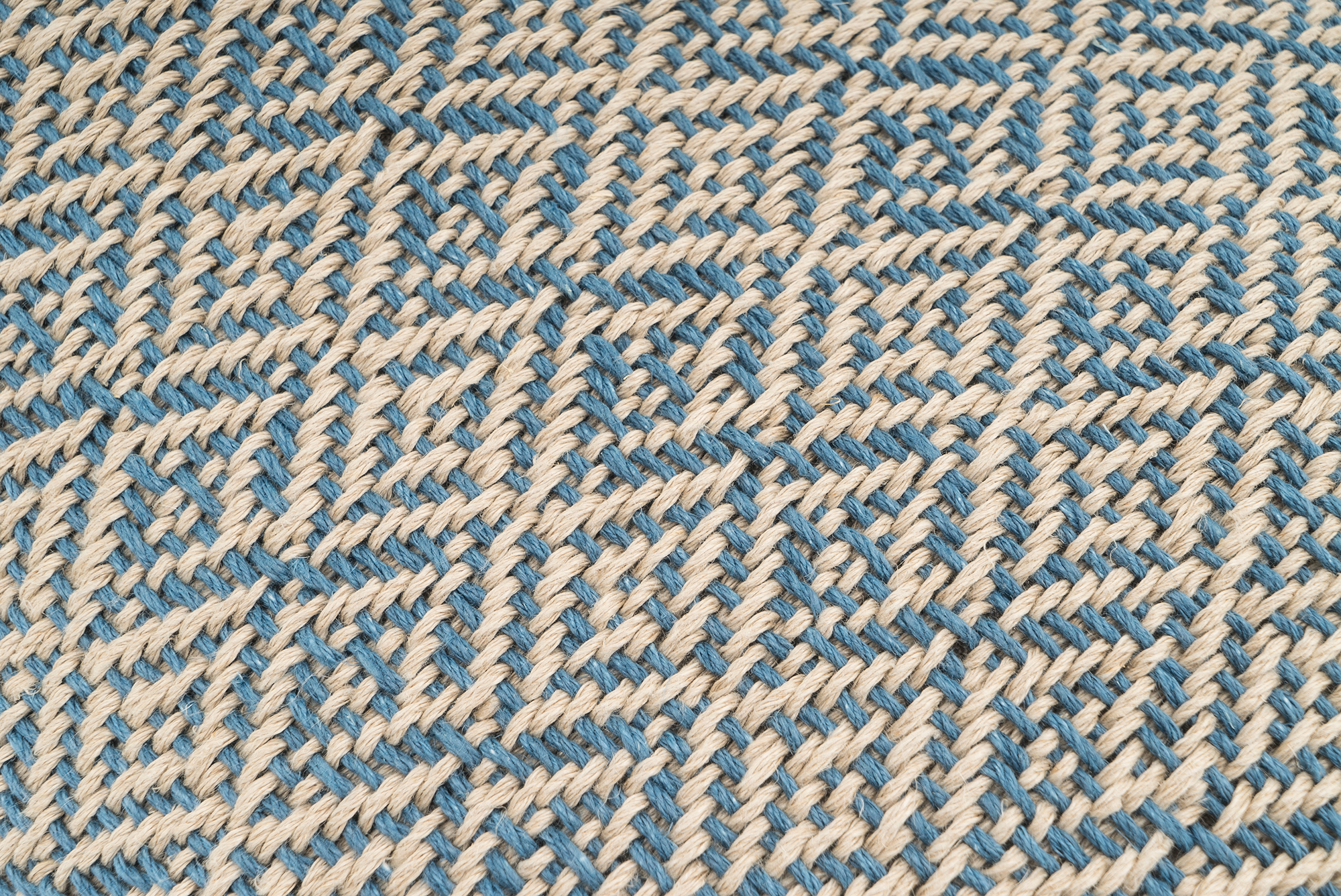 Eco-conscious hemp pillowcase, blue and beige diamond pattern, handcrafted in Romania.